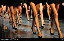 DOMOWY SAMOOPALACZ -przepis


Polecam na delikatną opaleniznę:

4 torebki herbaty zaparzamy w 0,5 wrzątku lub w szklance. zostawić do zaparzenia na ok 15 min. W miedzyczasie wzi...