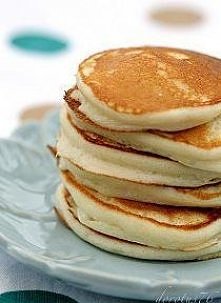 Bardzo delikatne, wręcz piankowe placuszki, najlepsze na ciepło. Na śniadanie jak znalazł! Dużej zbrodni nie będzie, a raczej nie będzie jej wcale, jak zamiast ricotty użyjecie ...