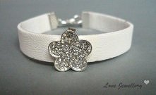 rzemykowa z kwiatkiem