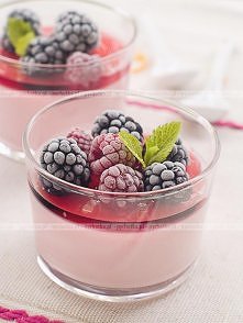 Mus truskawkowy na serku homo