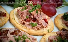 Mini kanapki na krakersach