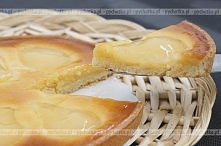 Tarta z jabłkami i kremem serowym