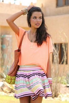 Mini spódnica w kolorowe paski ...