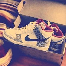Śliczne buty z NIke . ;))
