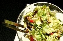 Sałatka z grillowaną piersi...