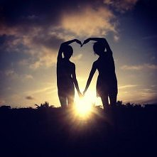 Nie idź za mną, bo nie umie...