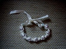 kremowa bransoletka, z ażur...