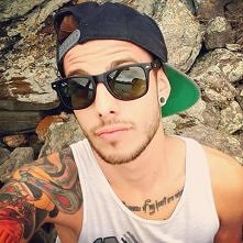 omnomnomnomnomnomn *.*