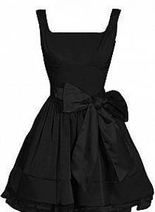 Sukienka z kokardą :P