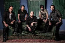 Fight or Flght - "Leaving"

Artykuł na Loudwire.com wraz z piosenką po kliknięciu ;)