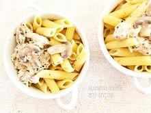 Penne z kremowym sosem pieczarkowym
