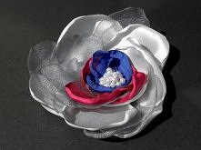 satynowa broszka/kwiat do włosów