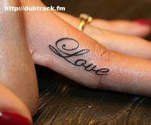 dyskretny tatuaż ;)