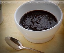 Sos ze śliwek i goździków