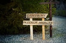 Ślubny, wypalany drogowskaz