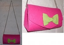 więcej na blogu:
sandrynka.blogspot.com

sweet listonoszka z filcu w neonowych kolorkach:)