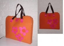 więcej na blogu:
sandrynka.blogspot.com

torba xl z filcu, w energetycznym połączeniu kolorów:)