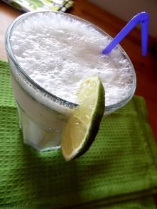 pyszny koktajl jogurtowy po indyjsku;p