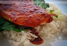 Tilapia lub panga w sosie pomidorowym