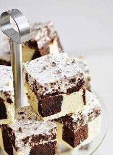 :) Sernik z kawałkami brown...