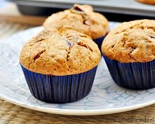 Imbirowe muffiny ze śliwkami i miodem