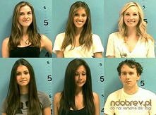 Aresztowanie miało miejsce gdzieś na początku kręcenia serialu.