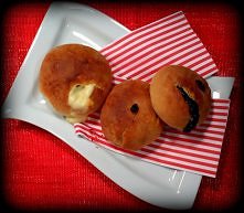 Dietetyczne pączki ;D

Składniki

- mąka pszenna luksusowa: 3 szklanki
- cukier biały kryształ: 0.5 szklanki
- drożdże: 40 gramów
- mleko: 1 szklanka
- masło: 1 łyżka
- marmolad...