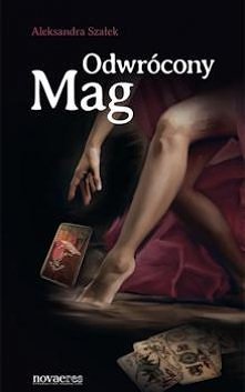 Julie Ellis jest nieśmiałą ...