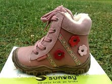 Na ogrzanie małych stópek, zbliża się już jesień:)