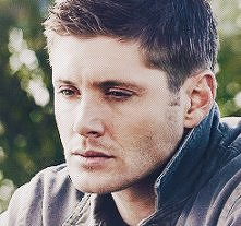 Wiecie, że Ackles ma 185 cm...