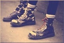 Glanyyy <3 
Uwielbiam ..