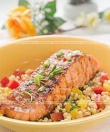 Łosoś z sosem winegret