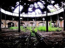 Opuszczona parowozownia :3