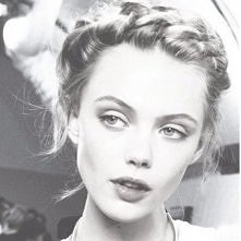 Uwielbiam ją! Frida Gustavs...