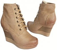 Botki beżowe hit 2013 r