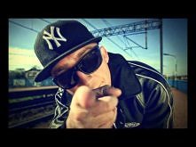 Kajman - Mamy To Tylko Dzis (feat. Karaz, Luka, DJ Ace)!

Podejdź, dotknij, daj mi poczuć Twój smak
Złap tą jedna chwile to jest ten czas
Mamy w sobie siłę, wezmę Cię tam
Gdzie ...