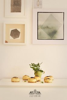 Bułeczki z pieczarkami i serem mozzarella