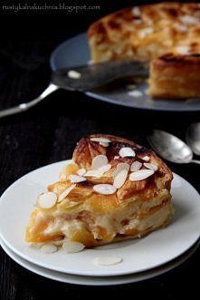 Brzoskwiniowe ciasto z kremem