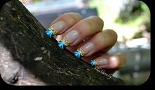 nails