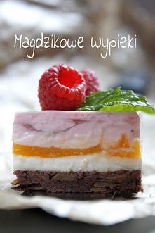 Magdzikowe Wypieki: "Danio" z owocami