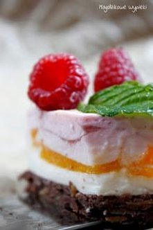 Magdzikowe Wypieki: "Danio" z owocami