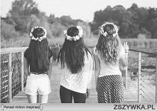 Z przyjaciółkami ;3