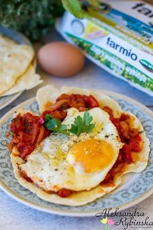 TORTILLA Z SALSĄ NA OSTRO I...