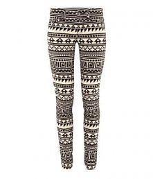 dziewczyny chce kupić spodnie aztec h&m. wiecie może gdzie można je kupic? moze któraś z was chce sie pozbyc?;)