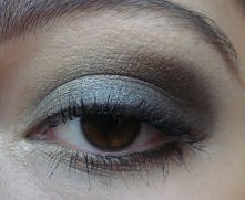 czekoladowo-grafitowe :)