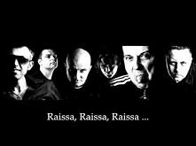 "No chodź, chodź ze mną do łóżka Zrobię to byś bać się przestała Będę całował twoje palce Będę dotykał twoje nagie ciało No chodź, chodź﻿ ze mną do łóżka Ja będę w tobie, a...