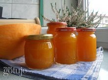 Brzoskwiniowy dżem z dyni:
Składniki

- dynia: 2.5 kilograma
- cukier: 0.5 kilograma
- galaretka brzoskwiniowa: 2 lub 3 sztuki
- kwasek cytrynowy: 2.5 łyżki
sposób przygotowania...