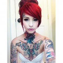 tatuaż na całe ciało. odważ...