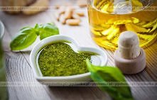 Pesto z oregano i migdałów