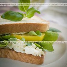 Grillowane kanapki z serem feta i pomidorem